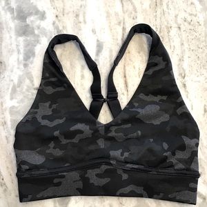 🖤🤍Camo set Sports Bra - Adjustable and leggings